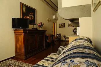 Art And Luxury Hotel *