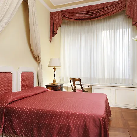 Art And Luxury Hotel *