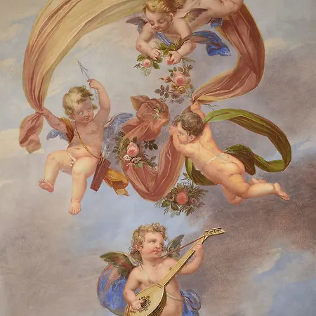 Hotel Art And Luxury